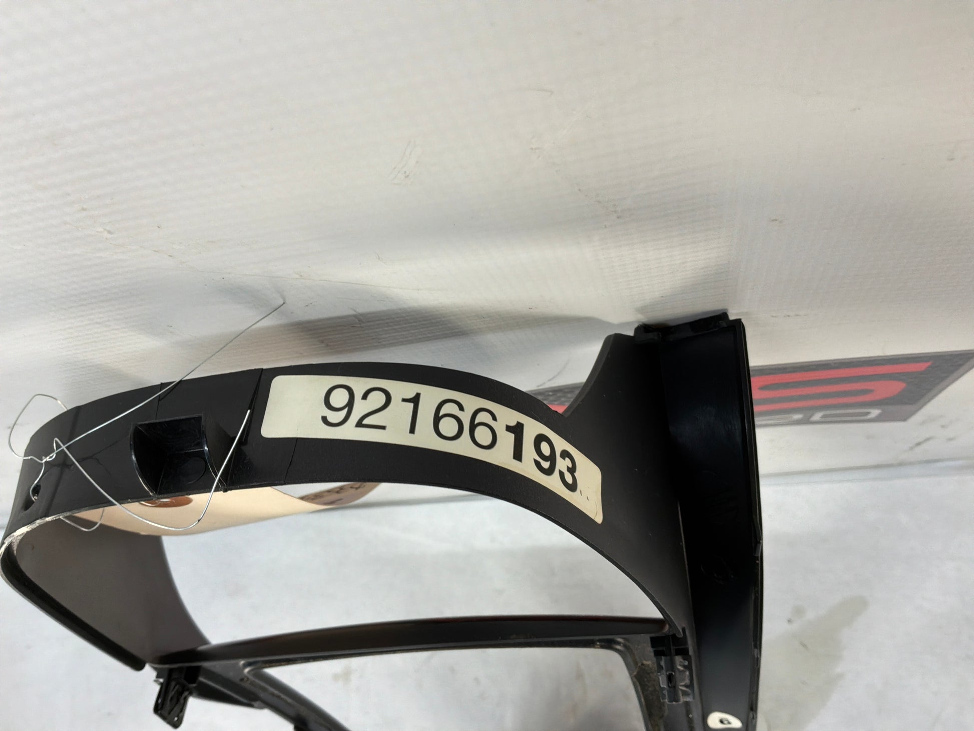 Center console trim - Day's Parts Yard
