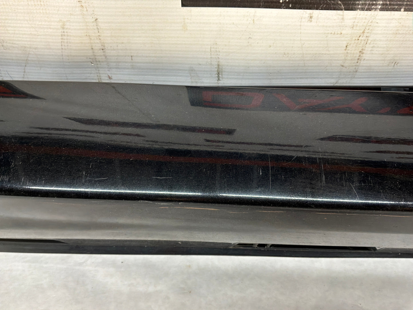 2008 Pontiac G8 GT RH Passenger Rocker Molding Side Skirt Panel Trim Black OEM