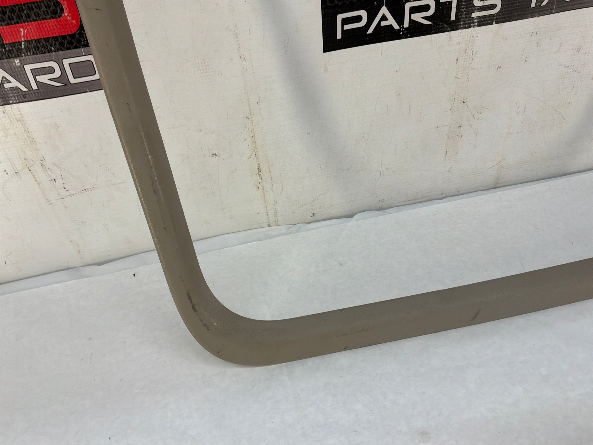 Sun roof trim - Day's Parts Yard