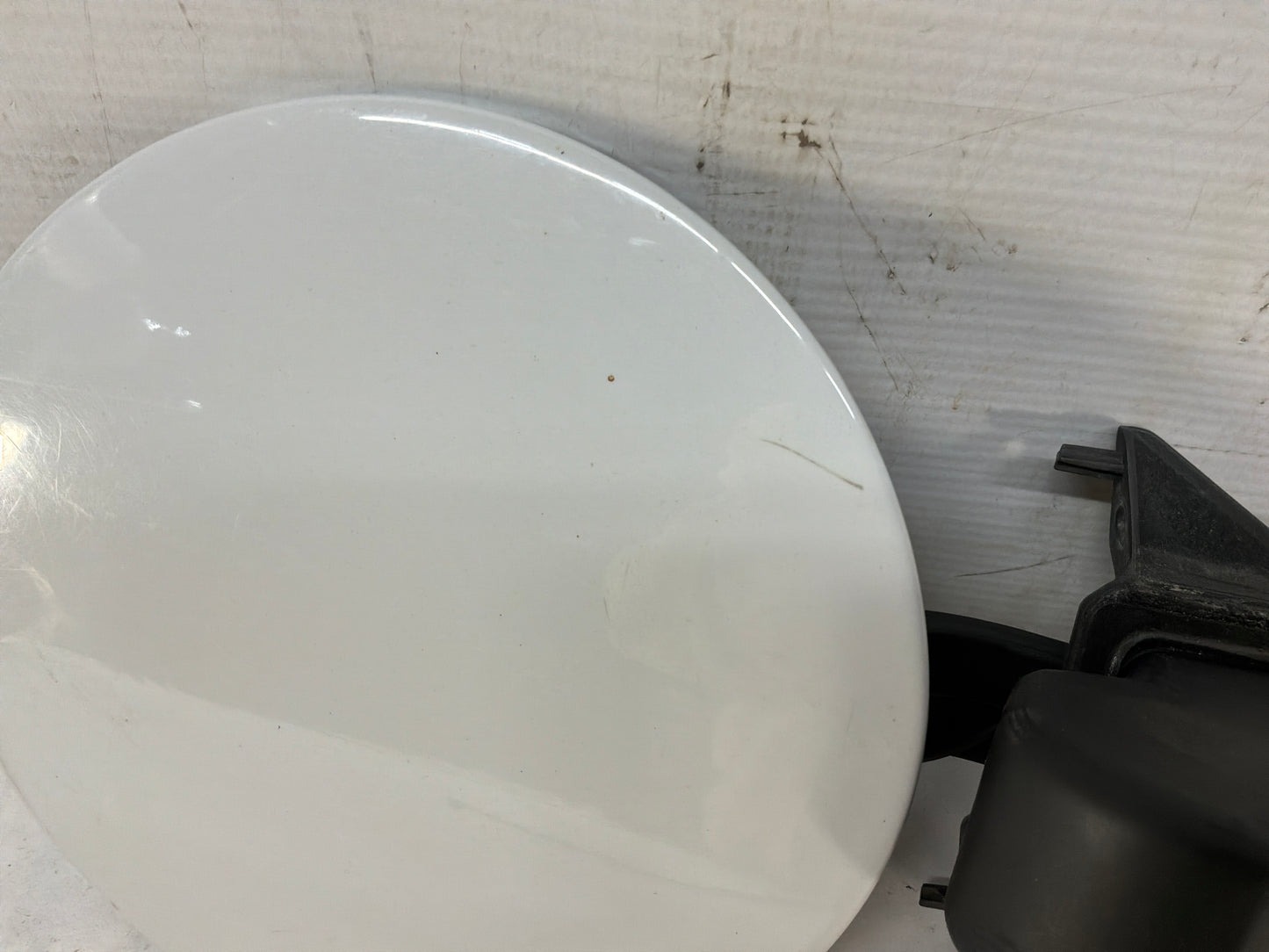 Fuel cover door - Day's Parts Yard