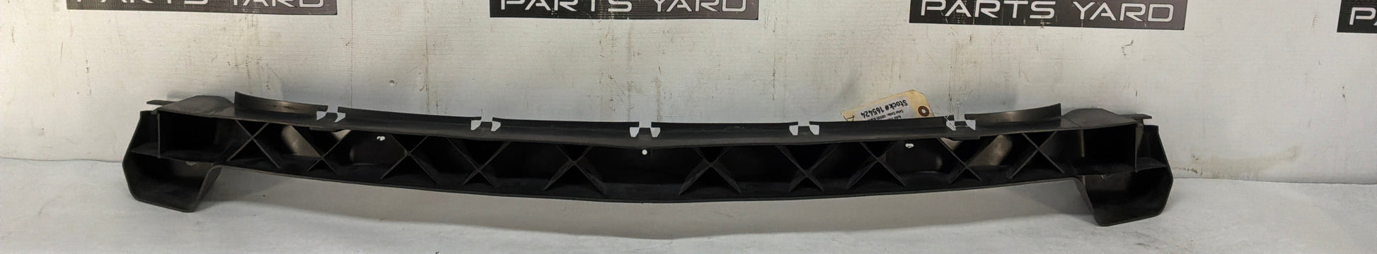 Bumper bracket rear - Day's Parts Yard