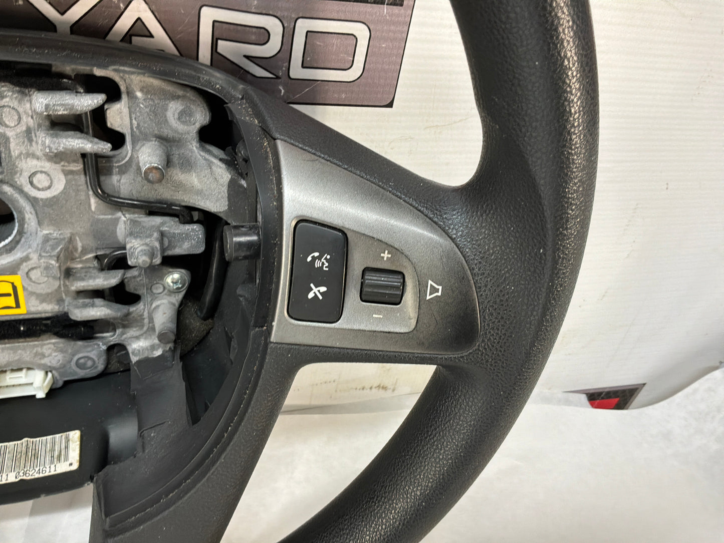 Steering wheel - Day's Parts Yard