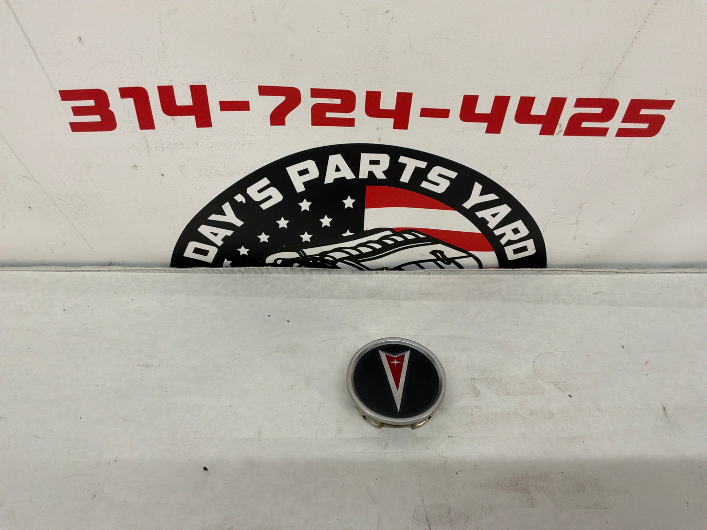 2005 Pontiac GTO Wheel Center Cap OEM