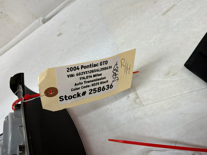 2004 Pontiac GTO RH Passenger Taillight Tail Light Lamp OEM