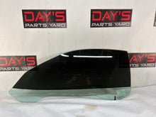1999 Chevy C5 Corvette LH Driver Front Door Window Glass OEM