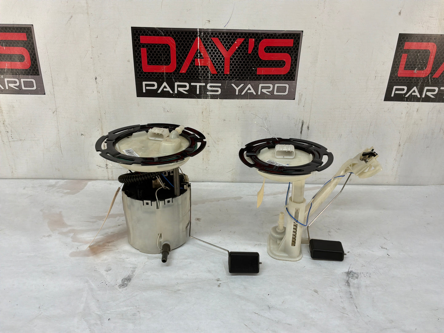 Fuel pump - Day's Parts Yard