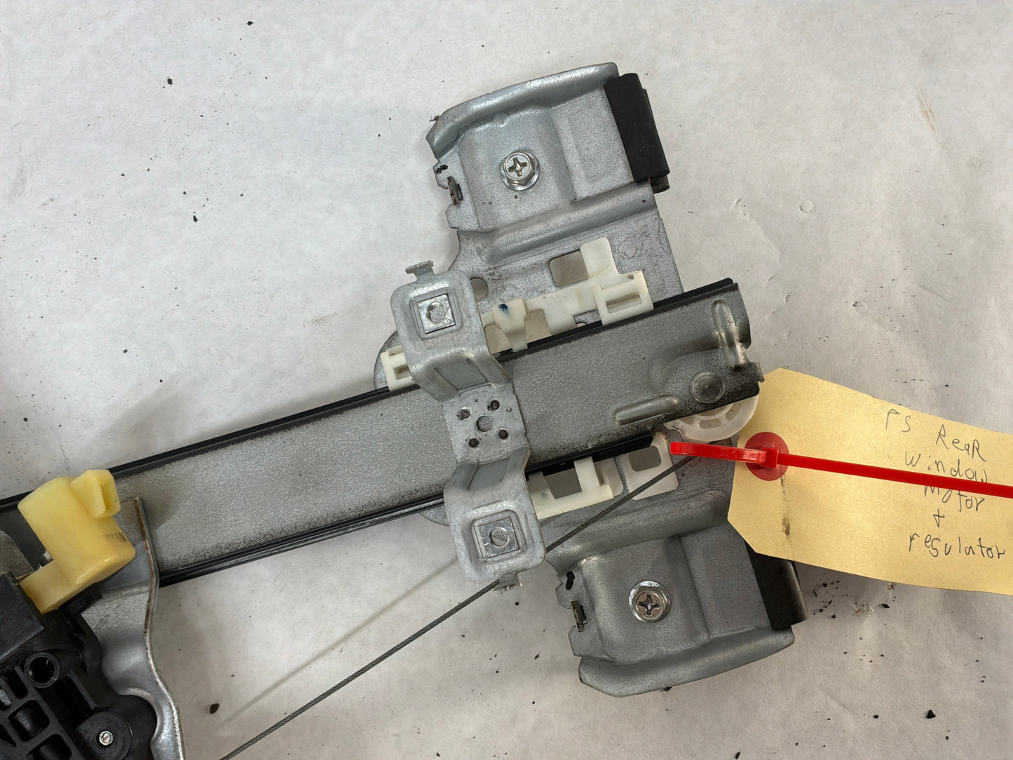 2008 Pontiac G8 GT RH Passenger Rear Door Window Regulator Motor OEM