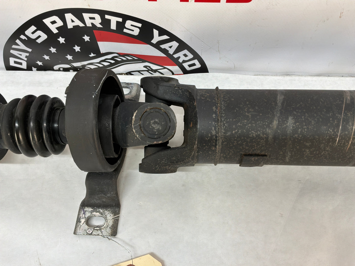 2016 Cadillac CTS-V Drive Propeller Shaft Driveshaft w/ Hardware OEM