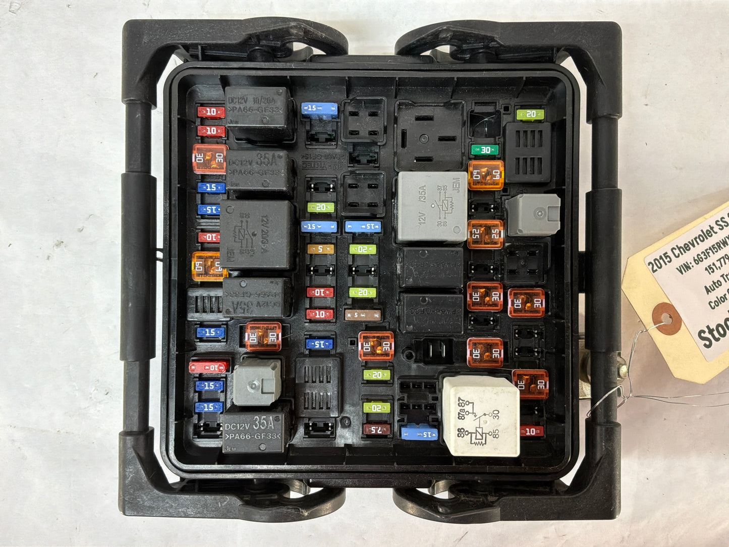 2015 Chevy SS Sedan Engine Bay Fuse Relay Wiring Wire Harness Junction Box Block OEM