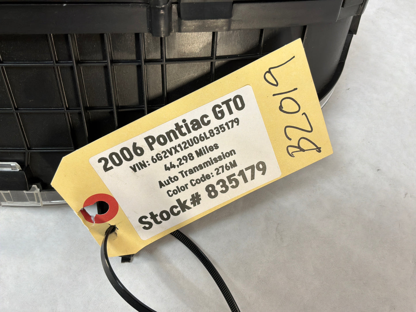 2006 Pontiac GTO Red Instrument Gauge Cluster Speedometer OEM