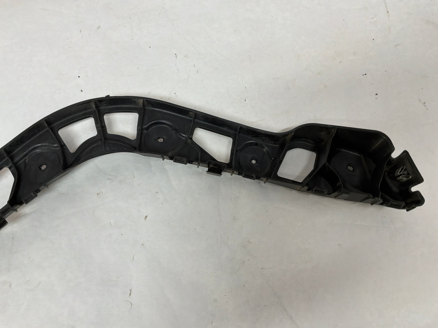 2017 Chevy SS Sedan Rear Bumper Support Brackets Braces Mounts RH & LH OEM