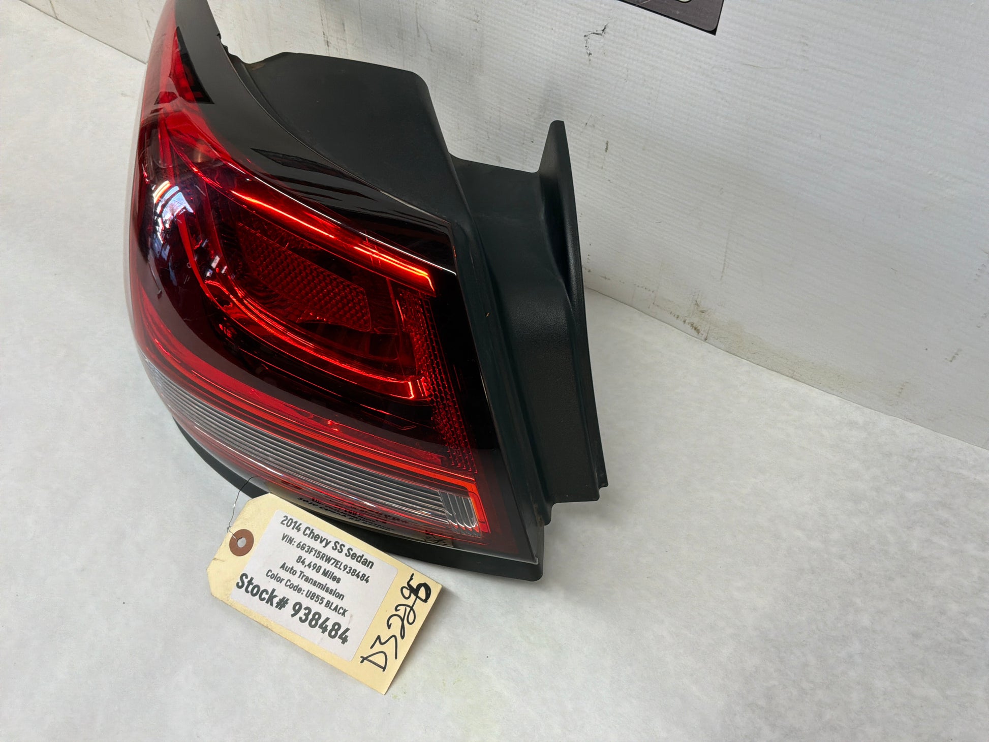 Tail light - Day's Parts Yard