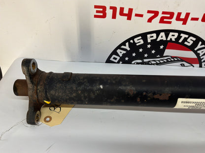 2014 Chevy SS Sedan Automatic Driveshaft Drive Shaft Propeller OEM