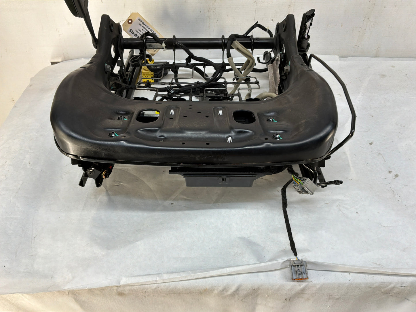 2017 Chevy SS Sedan LH Driver Front Seat Lower Track Frame Motor Assembly OEM