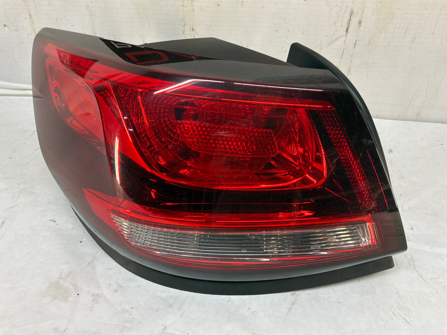 2017 Chevy SS Sedan LH Driver Outer Tail Light Taillight Stop Lamp OEM