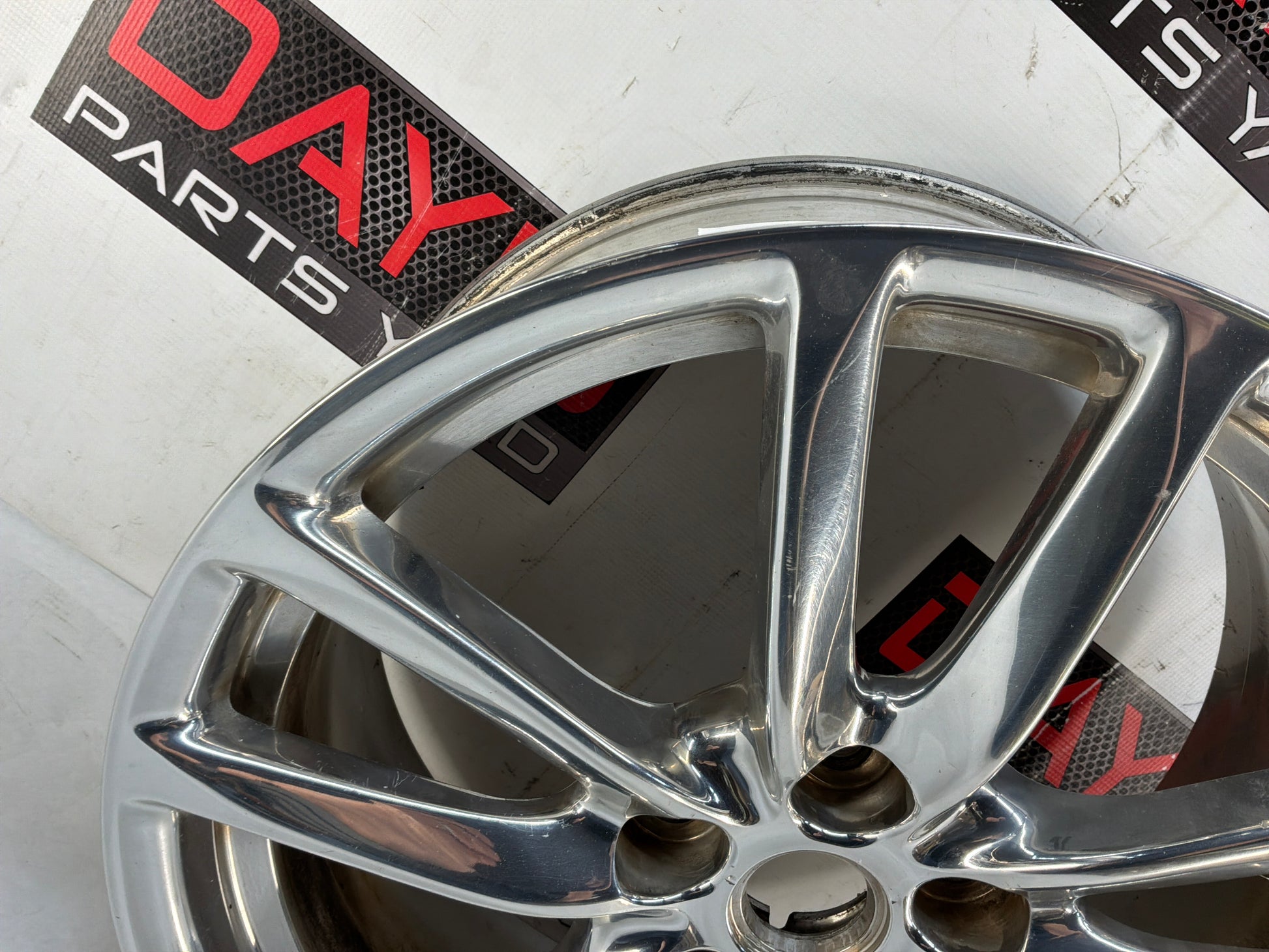 2014 Chevy SS Sedan Factory OEM Rear Wheel 19X9 - Day's Parts Yard