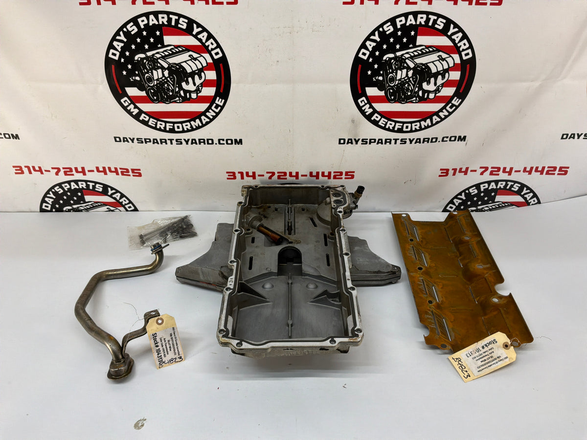2002 Chevy C5 Corvette Convertible Aluminum Batwing Oil Pan w/ Windage Tray & Pick Up Tube OEM