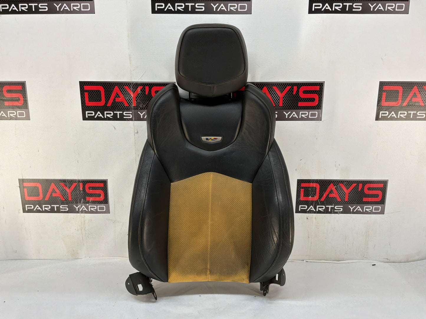 2011 Cadillac CTS-V Coupe LH Driver Recaro Front Seat Top Cushion Frame Cover OEM