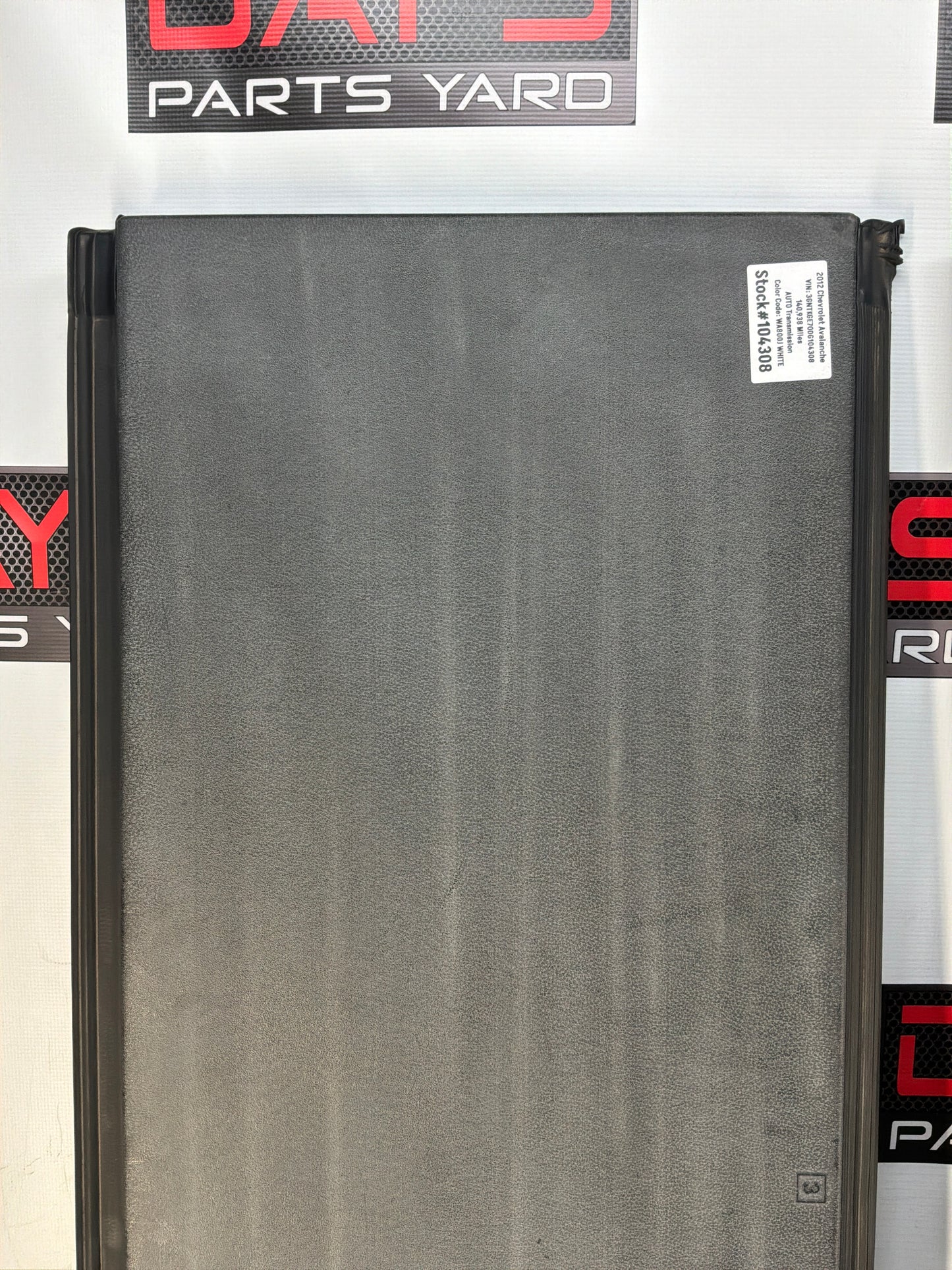 2012 Chevy Avalanche Bed Tonneau Cover 3 Panels OEM