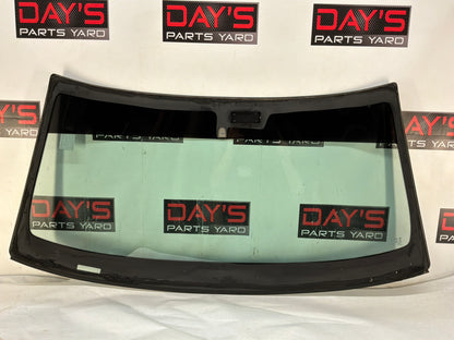 2014 Chevy Camaro ZL1 Front Windshield Window Glass OEM LOCAL PICK UP ONLY