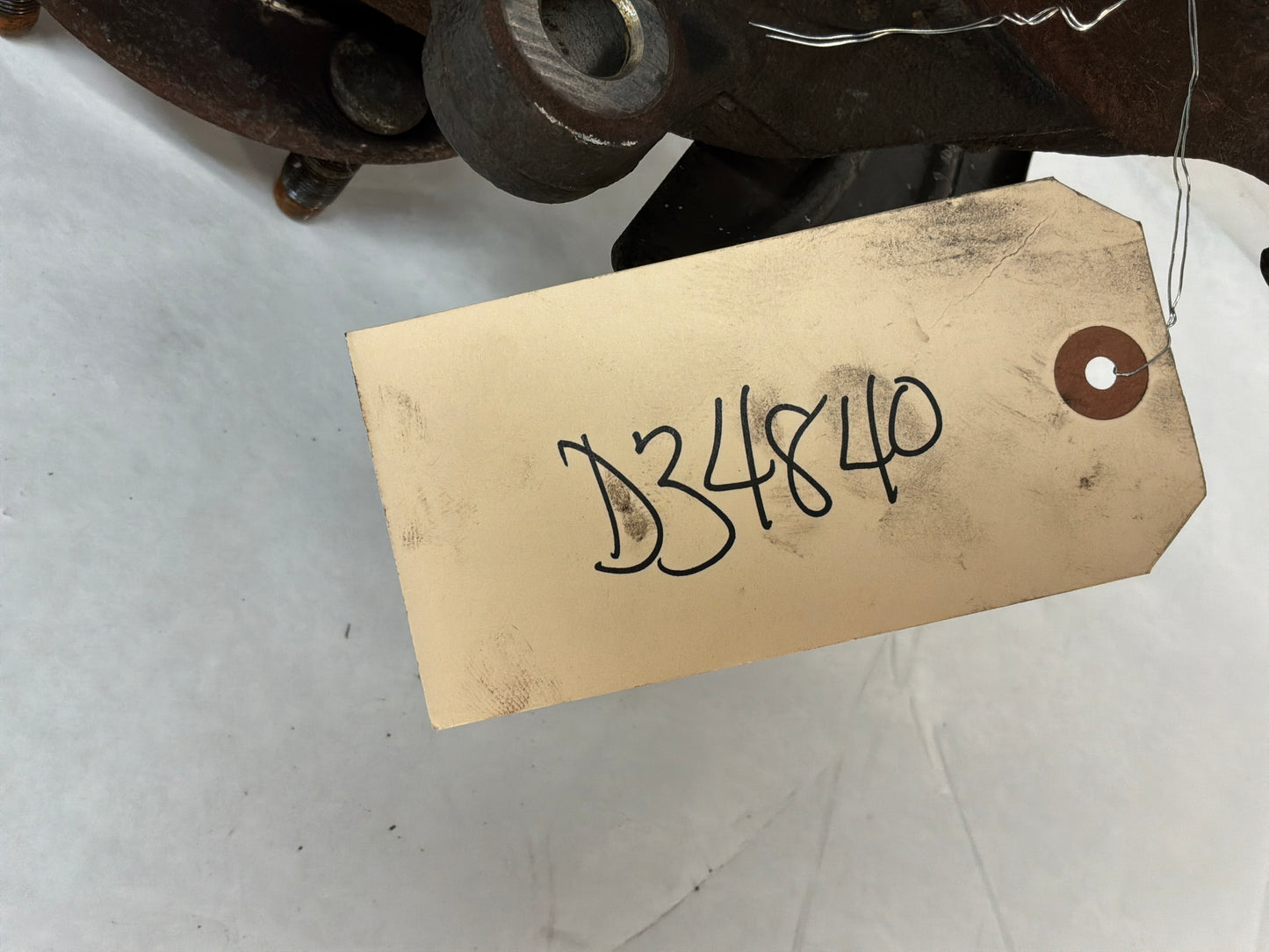 Rh front spindle - Day's Parts Yard