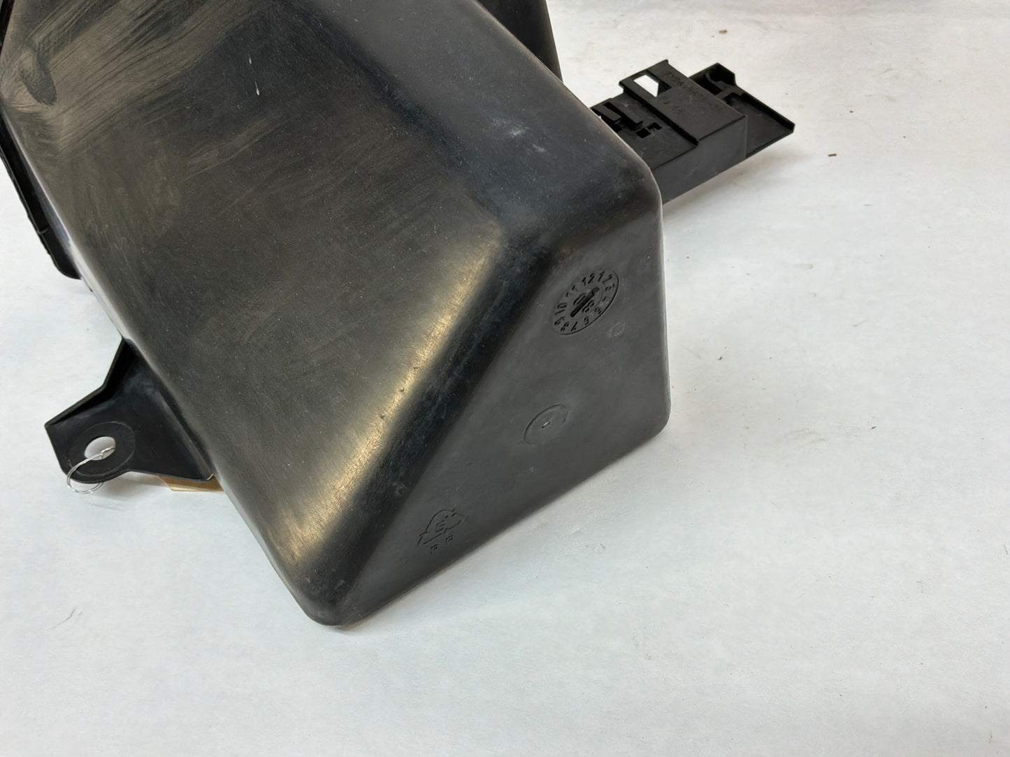 2008 Pontiac G8 Base Coolant Recovery Reservoir Overflow Tank Bottle OEM