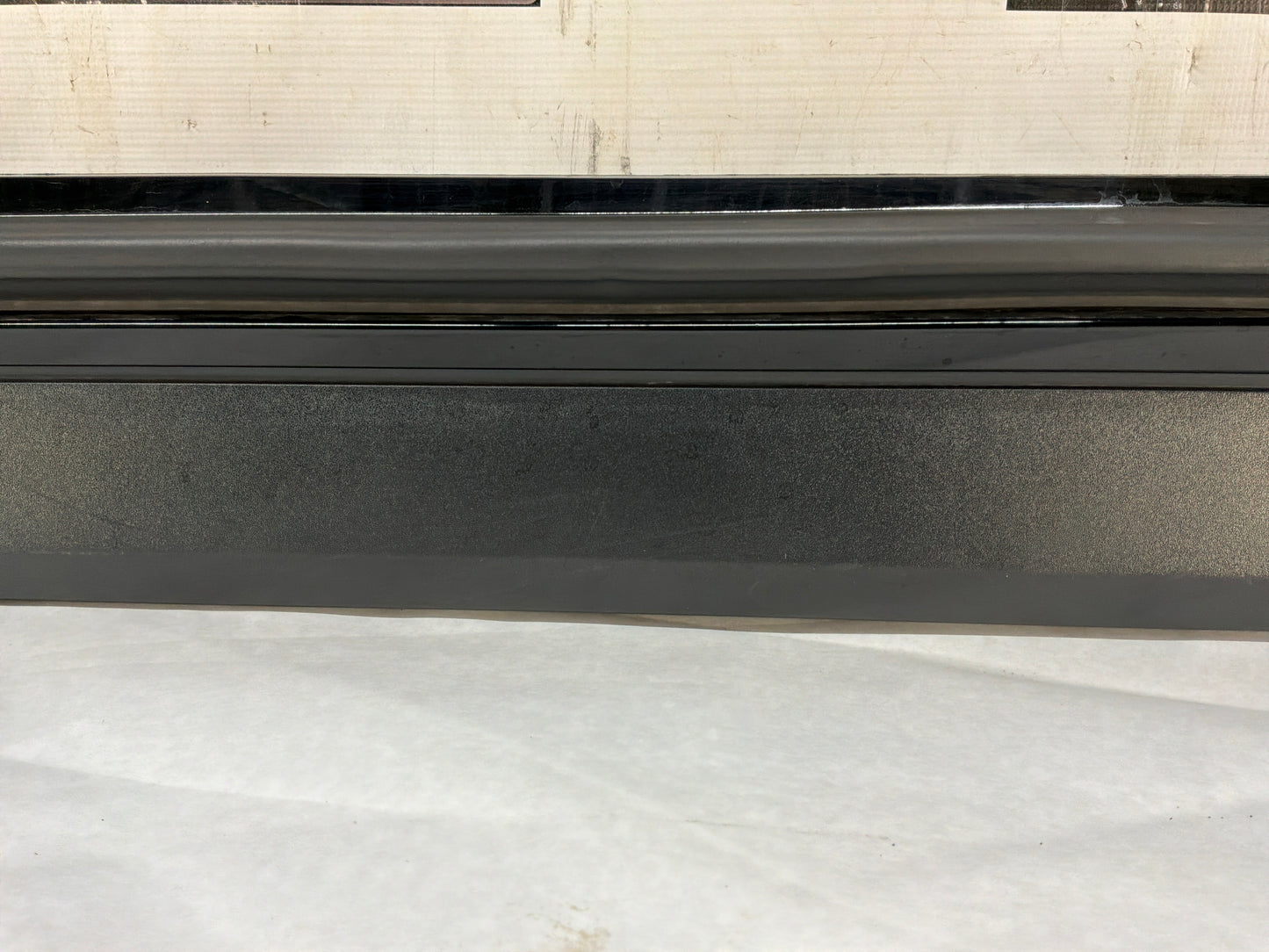 2014 Chevy Camaro ZL1 LH Driver Rocker Molding Side Skirt Trim Panel OEM