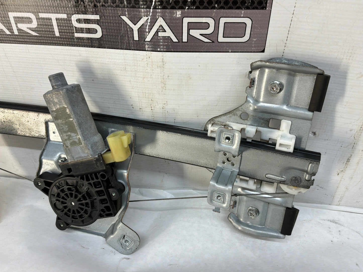 2008 Pontiac G8 GT LH Driver Rear Door Window Regulator Motor OEM