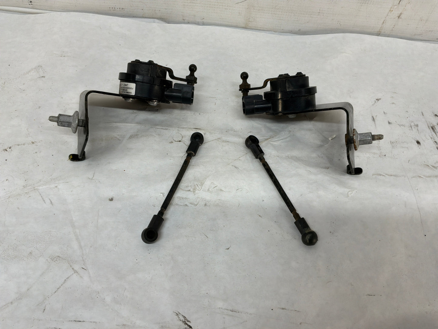 Rear ride height sensor - Day's Parts Yard