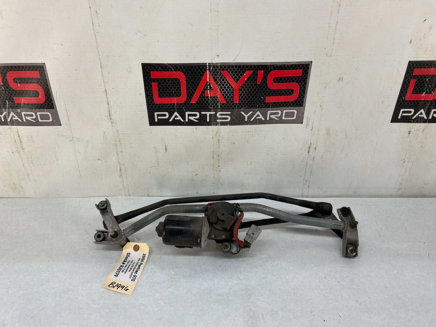 2006 Pontiac GTO Wiper Motor Transmission Linkage Assembly OEM