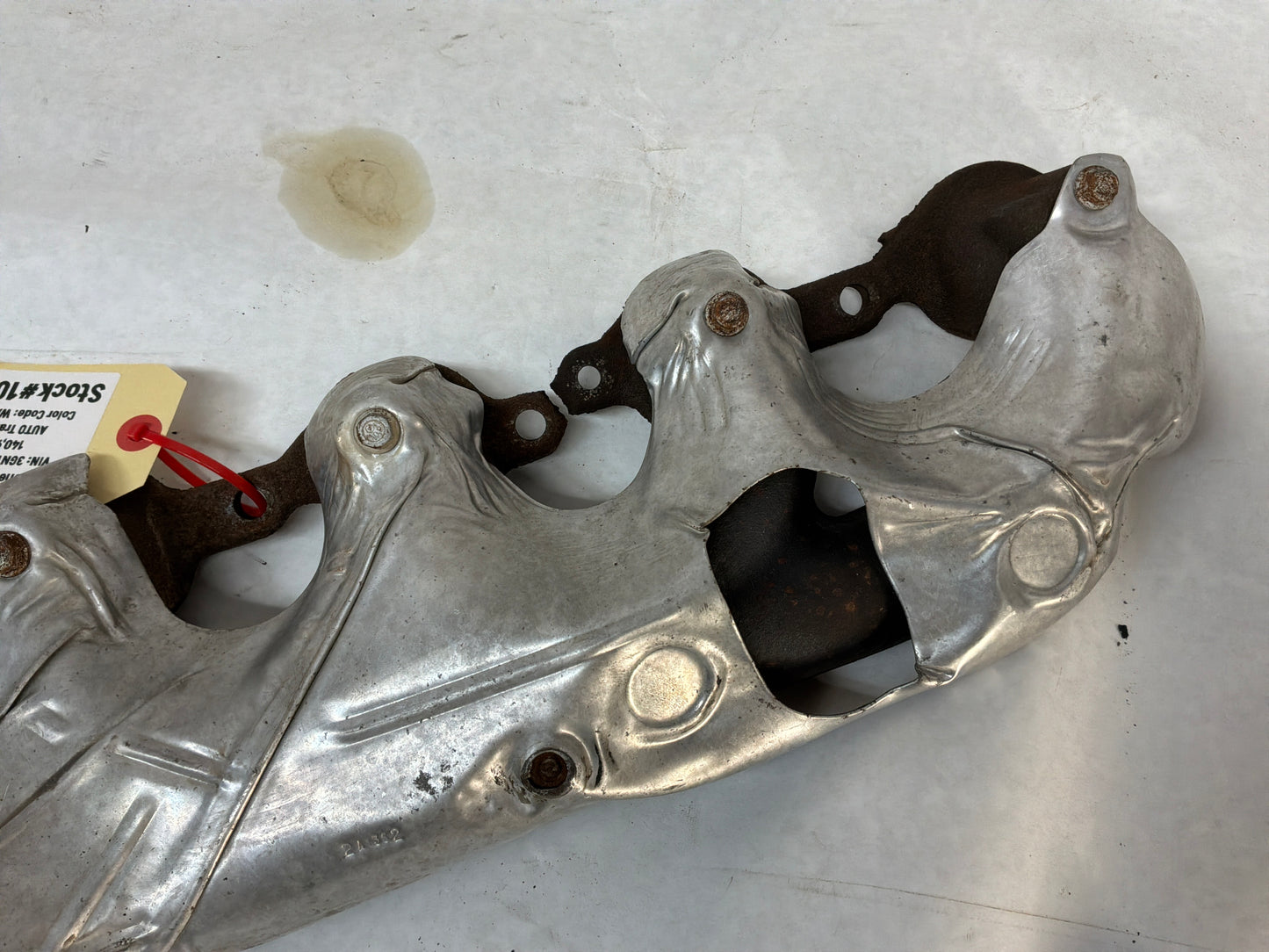 2012 Chevy Avalanche RH & LH Exhaust Manifolds Factory OEM