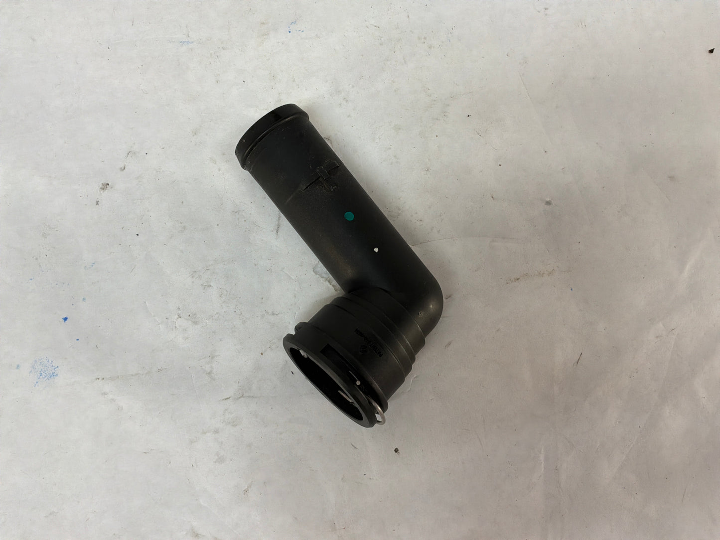 2015 Chevy SS Sedan Lower Radiator Coolant Hose Elbow Outlet Pipe OEM
