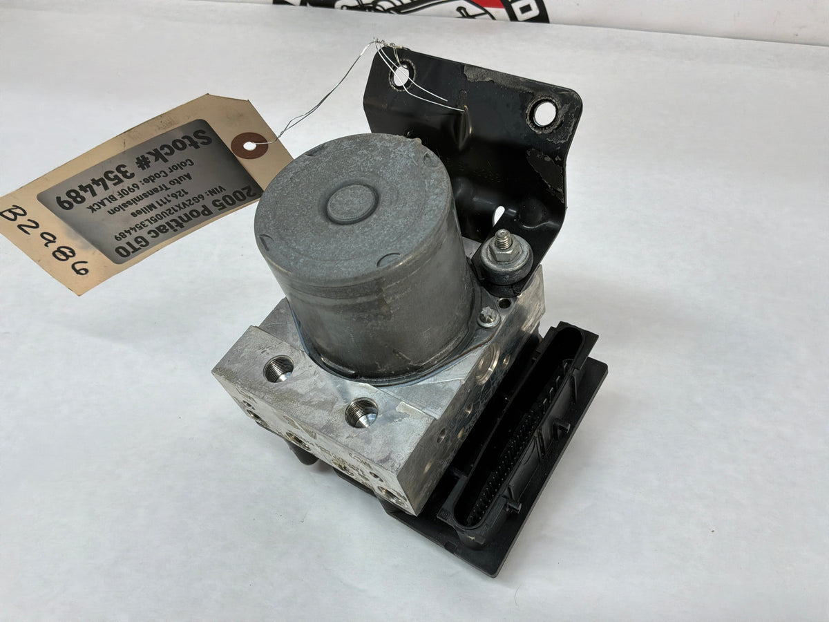 2005 Pontiac GTO ABS Anti Lock Brake Control Module Valve OEM