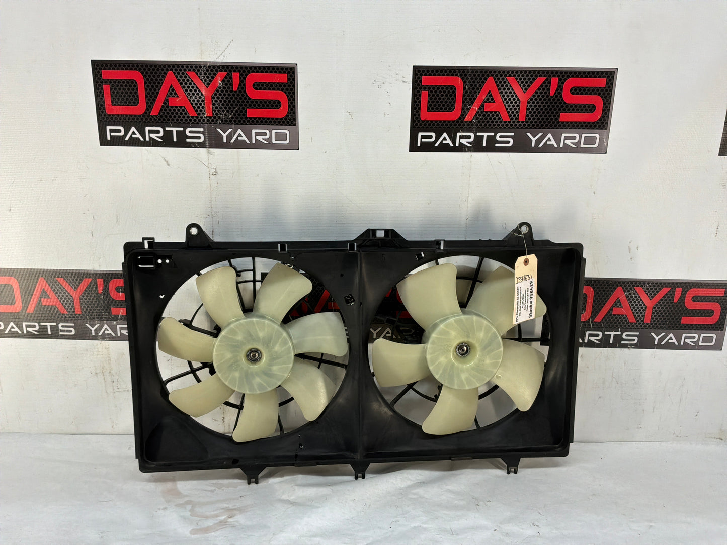 Radiator fan - Day's Parts Yard