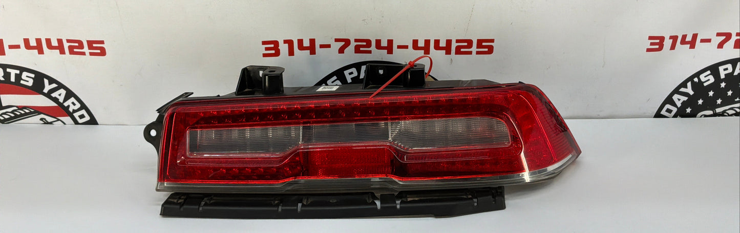 2015 Chevy Camaro SS 1LE RH Passenger Taillight Tail Light Lamp LED OEM