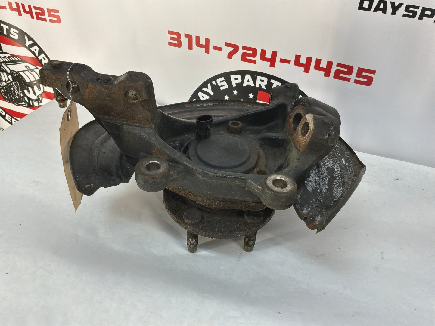 2011 Chevy Caprice PPV LH Driver Front Suspension Spindle Knuckle Hub Assembly OEM