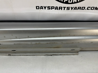 2005 Pontiac GTO LH Driver Rocker Molding Side Skirt Trim Panel OEM