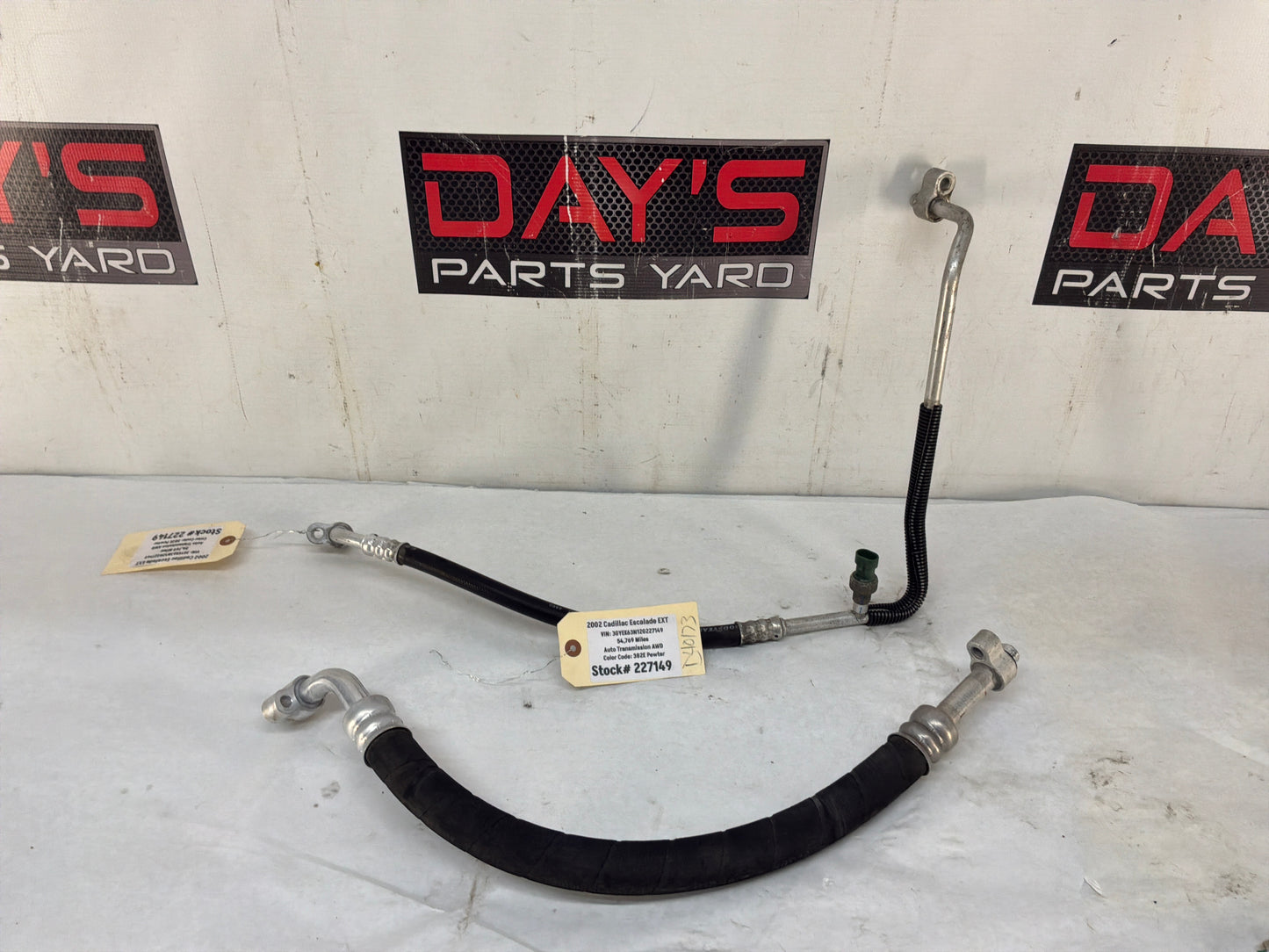 2002 Cadillac Escalade EXT A/C Refrigerant Discharge Suction Hose OEM