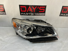 Rh headlight - Day's Parts Yard