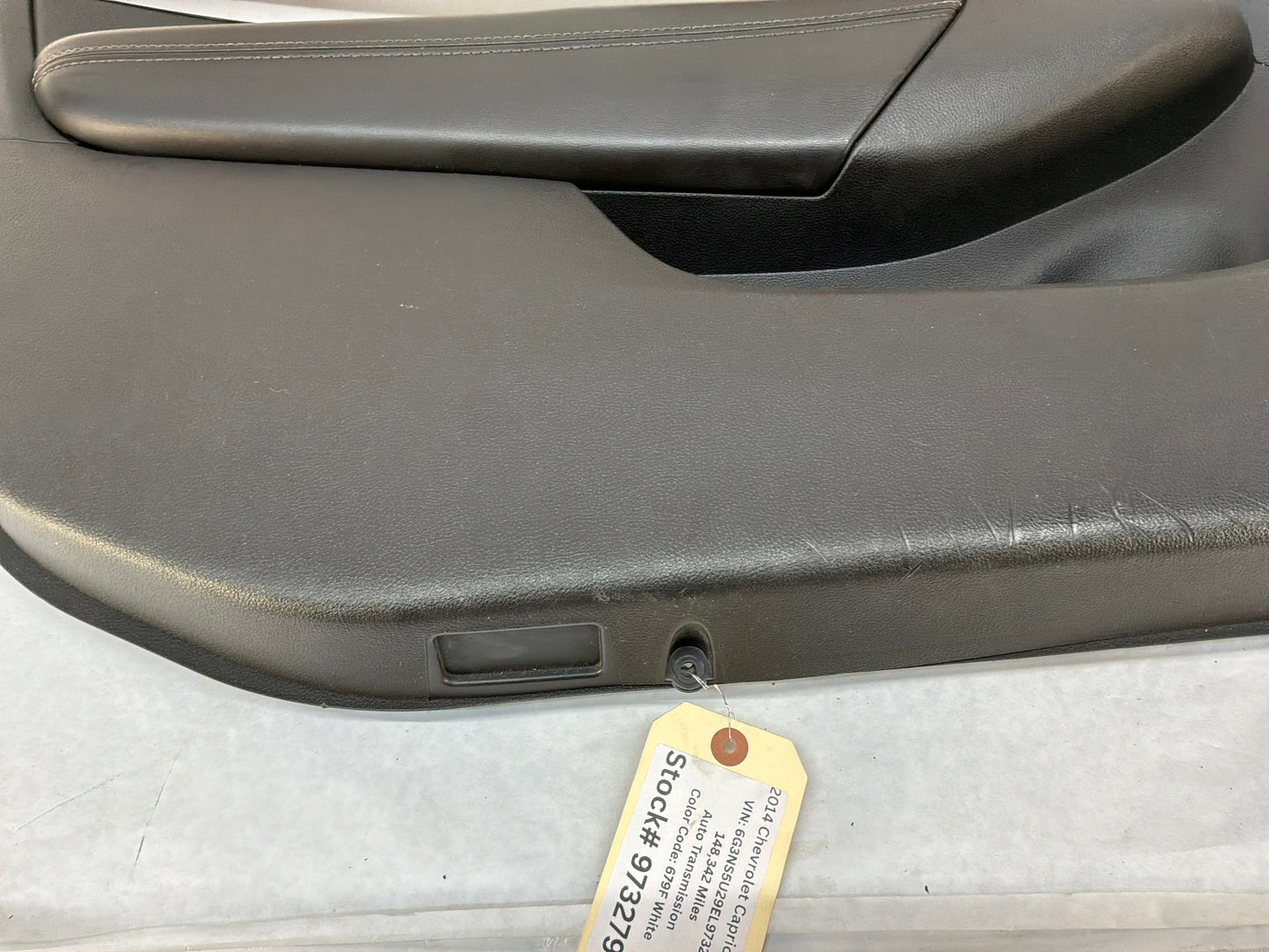 2014 Chevy Caprice PPV LH Driver Front Interior Door Panel Trim OEM