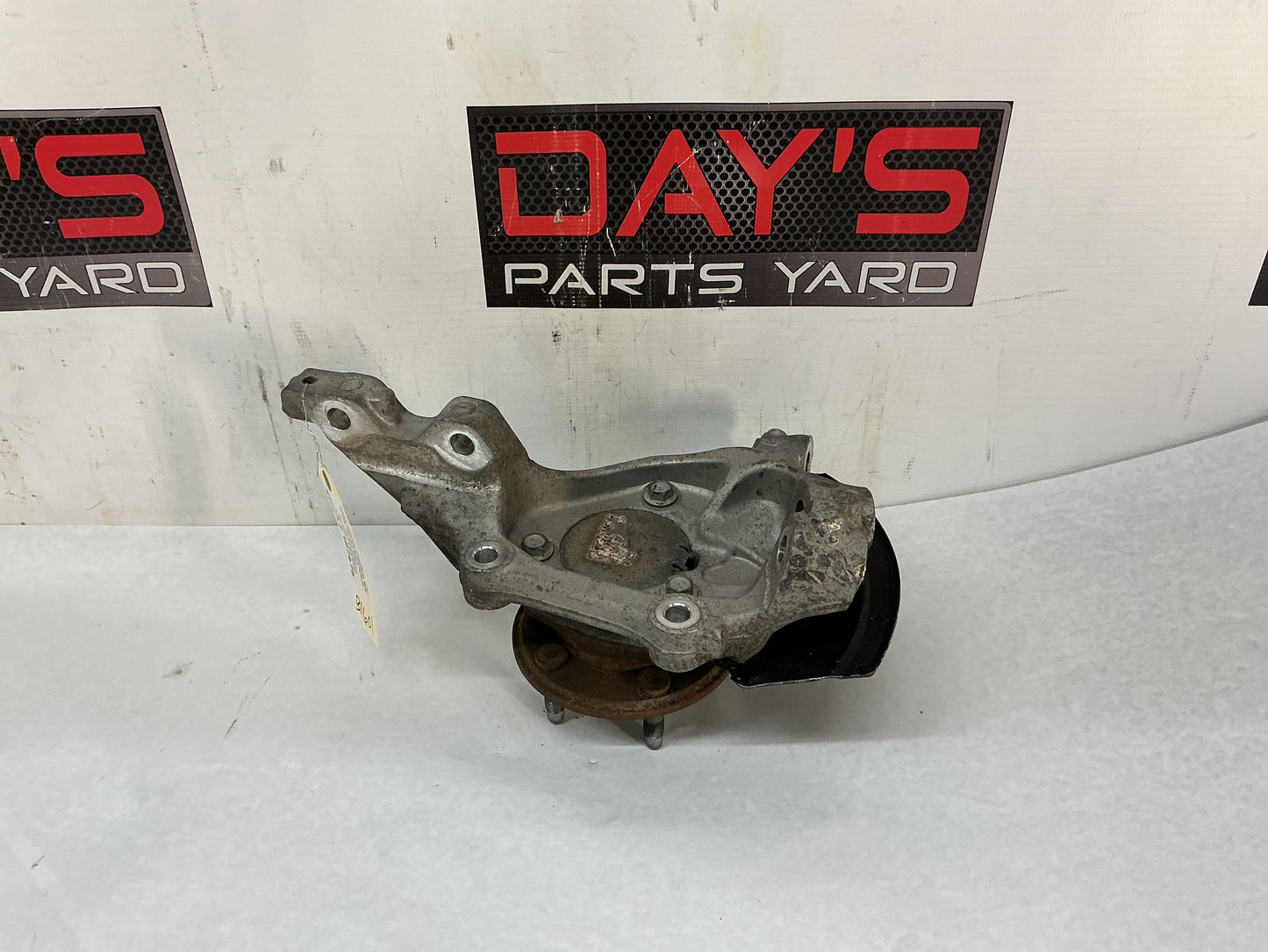 2015 Chevrolet Camaro SS 1LE Front LH Driver Spindle Knuckle Hub Assembly OEM