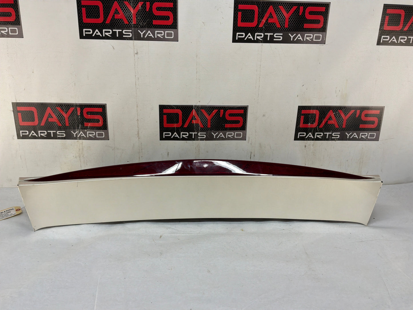 2012 Chevy Avalanche Rear Third 3RD High Mount Brake Light Lamp Spoiler 3rd OEM