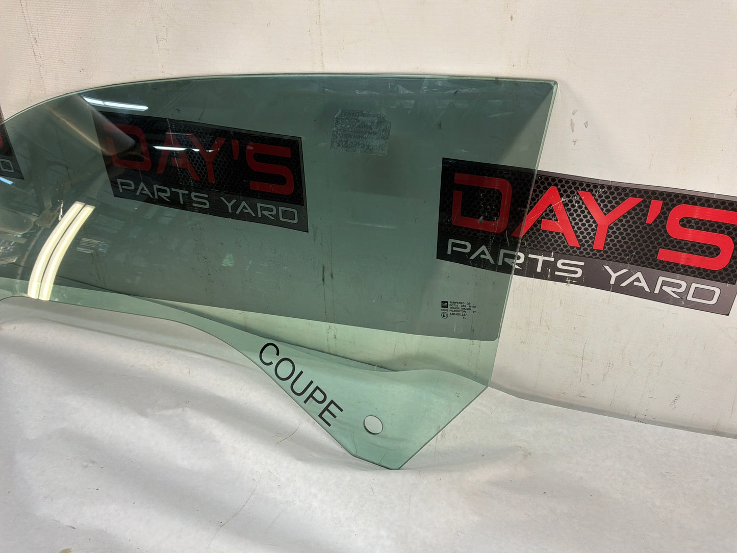 Lh front door window glass - Day's Parts Yard