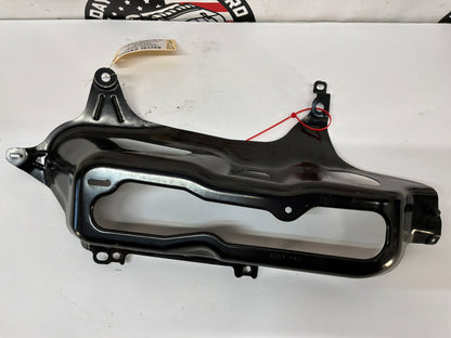 2015 Chevy Camaro SS 1LE RH Passenger Taillight Tail Light Mounting Bracket Frame Brace OEM