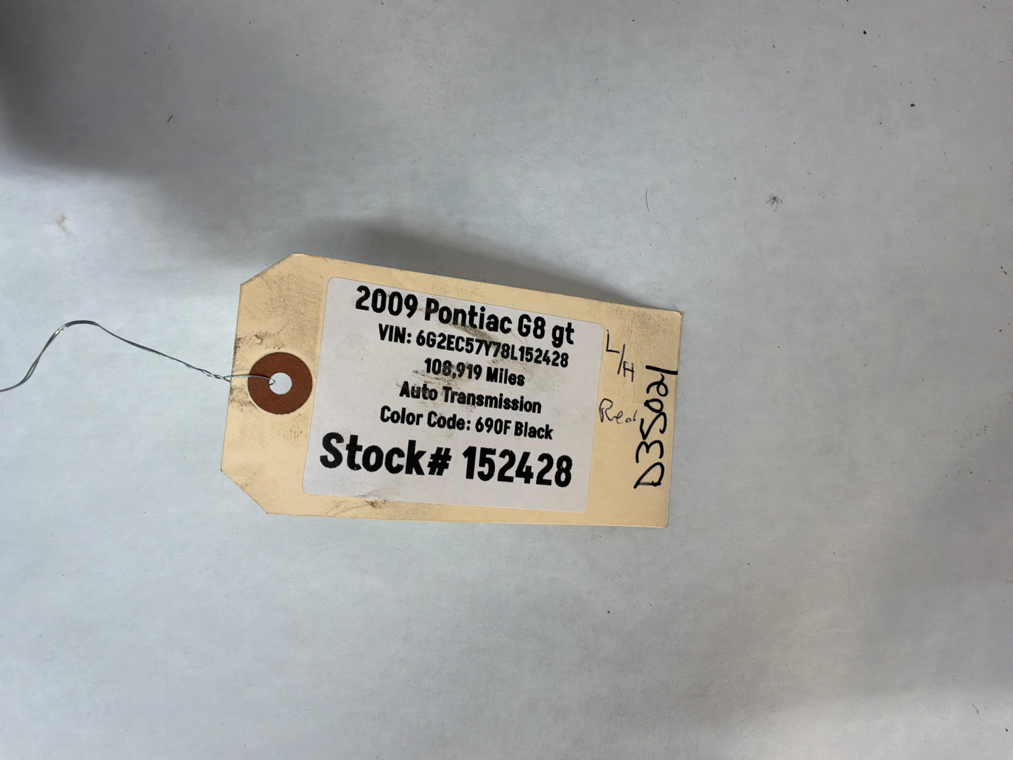 Rear lh wheel liner - Day's Parts Yard