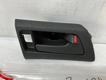 Rh rear door handle - Day's Parts Yard
