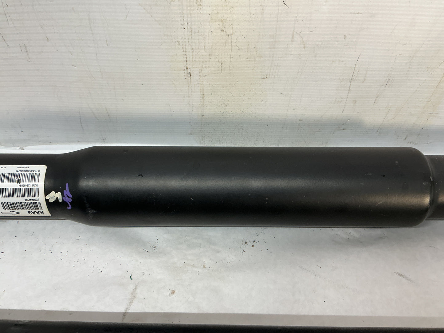 2015 Chevrolet Camaro SS 1LE Driveshaft Drive Propeller Shaft Line OEM