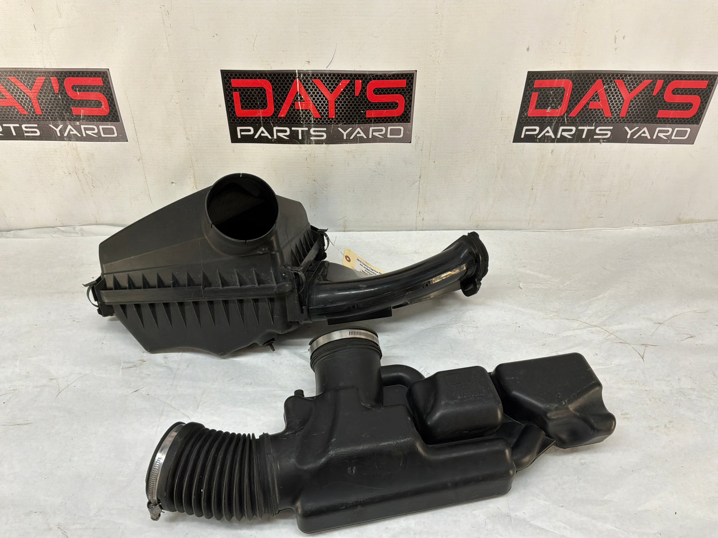 Cold air intake - Day's Parts Yard