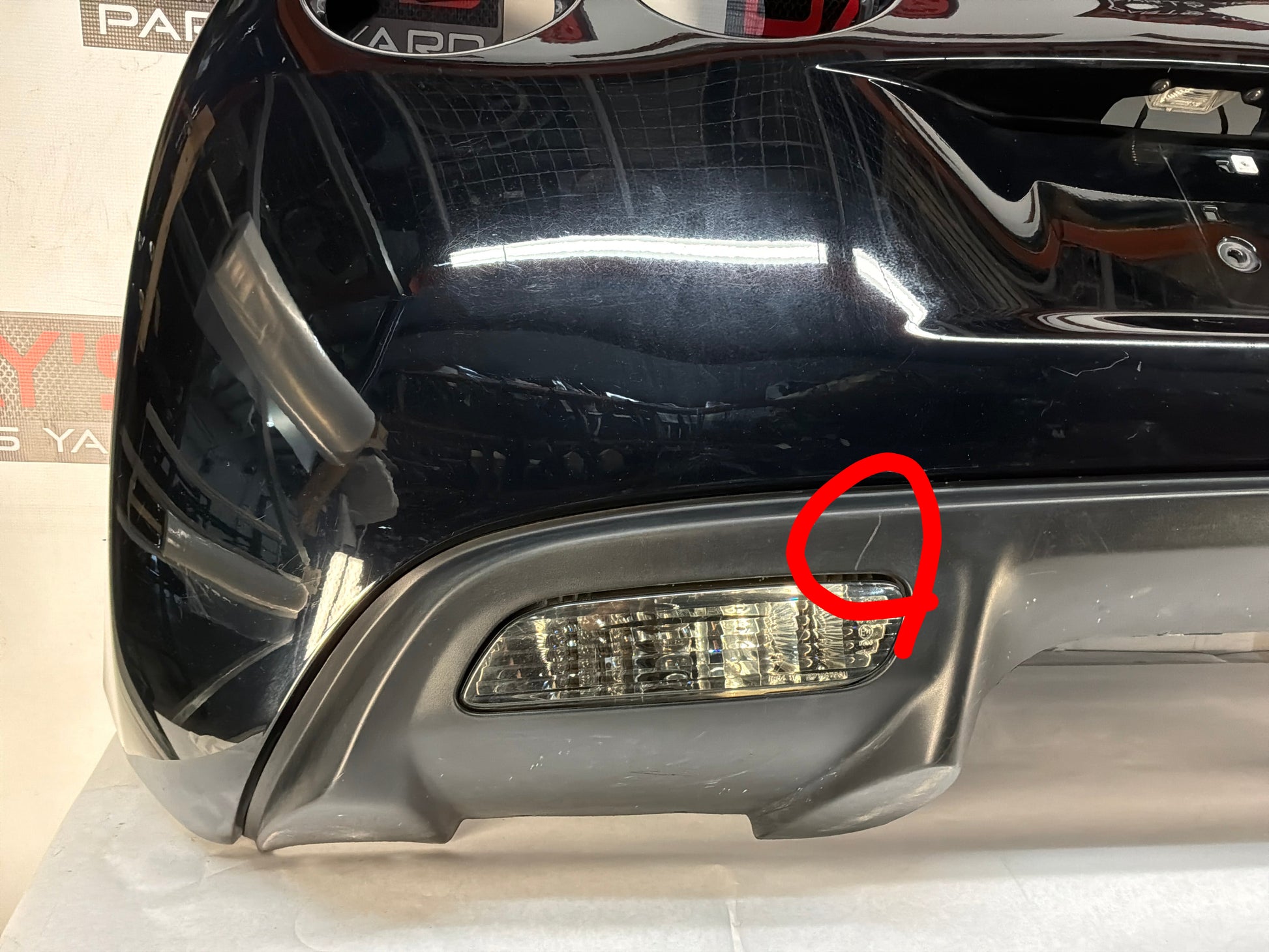 Rear bumper - Day's Parts Yard