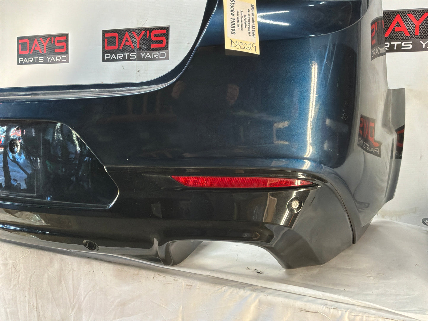 Rear bumper - Day's Parts Yard